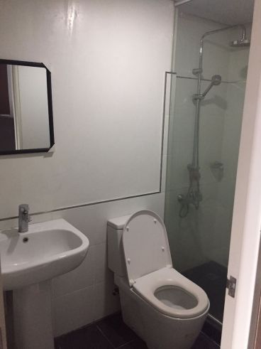 Two Serendra Studio Unit for Lease03