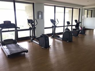 Fully Furnished Studios at Admiral Suites for Rent02