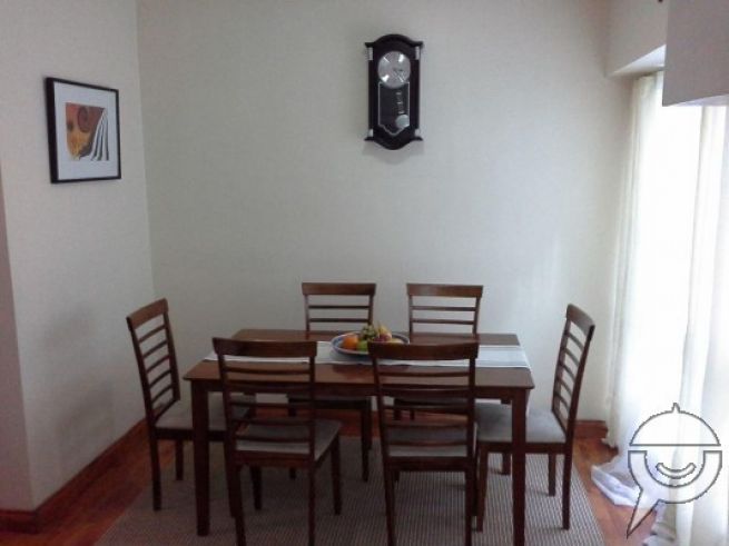 2BR Bilevel Condo Apartment03