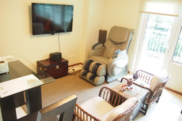 FOR RENT: Fully Furnished Studio Unit in Two Serendra04