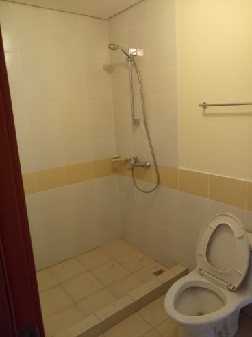 "1 Bedroom Unit in Trion Towers at Mckinley BGC Bonifacio Global City,"04