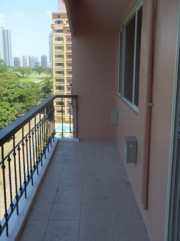 Tuscany Private Estates 1 Bedroom Bare Loft Type For Rent Mckinley Hil04