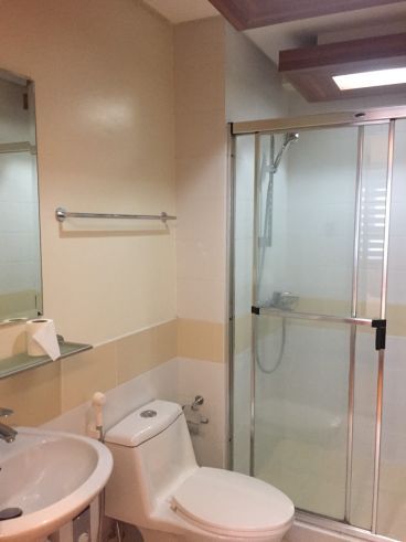 1 Bedroom Fully Furnished For Rent at Trion Towers BGC04