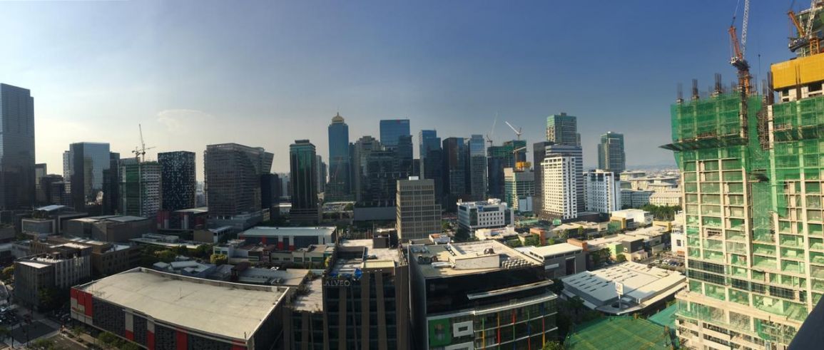 BGC For rent 1 BR fully Furnished with Balcony with Parking03