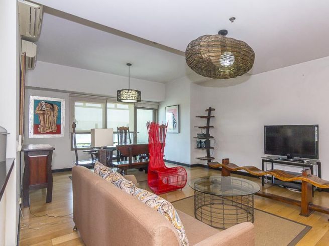 "2-bedroom Bi-Level, Fully-furnished condo unit in The Residences at Gr"01