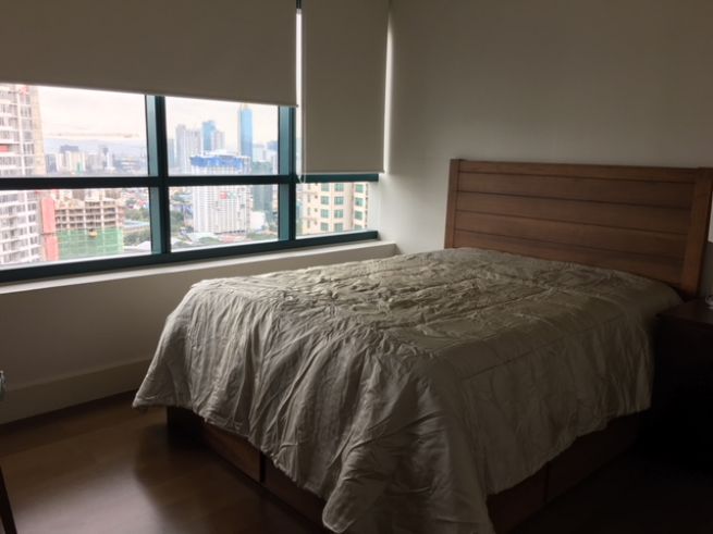 2 Bedrooms for Lease in Edades Rockwell Makati01