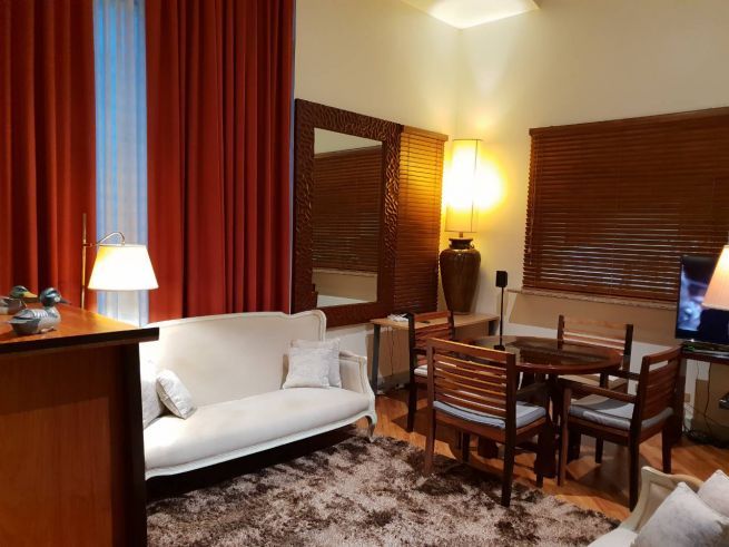"1BR High Ceiling For Rent at Amorsolo East, Rockwell Center, Makati"04