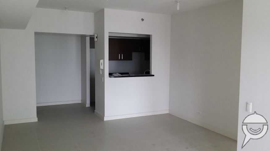 "For Rent: Two Bedroom with balcony in Two Serendra, Red Oak, BGC"04