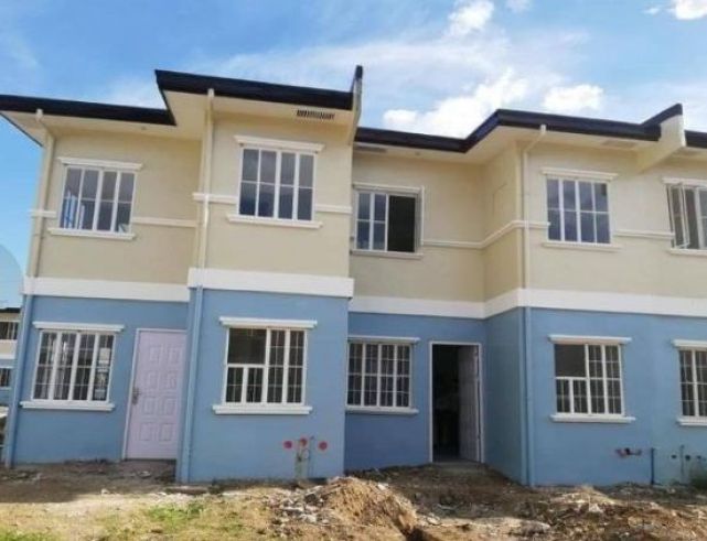 Affordable Ready For Occupancy Townhouse Unit near Metro Manila - Mont03