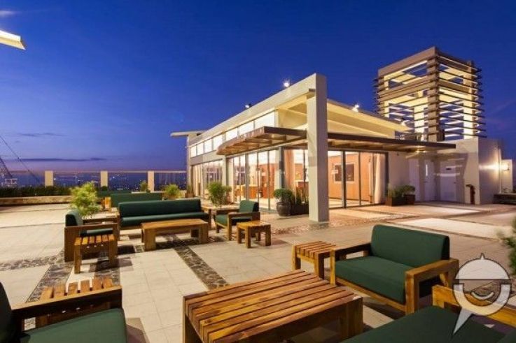1BR Condo with Scenic View of Manila Bay04