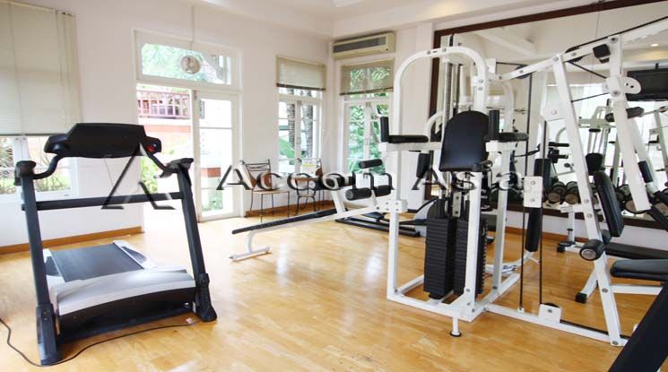 Peaceful compound House  3+1 Bedroom For Rent  in Srinakarin Bangkok05