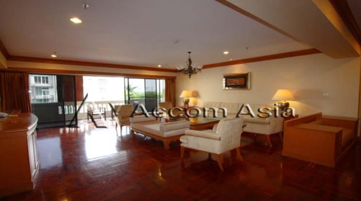 High quality of living Apartment  4 Bedroom For Rent BTS Phrom Phong i01