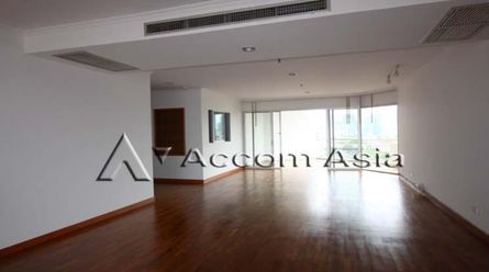Perfect life in Bangkok Apartment  3+1 Bedroom For Rent BTS Chong Nons02