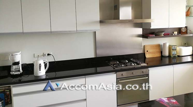 Perfect life in Bangkok Apartment  3 Bedroom For Rent BTS Chong Nonsi03