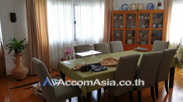 Perfect life in Bangkok Apartment  3 Bedroom For Rent BTS Chong Nonsi05