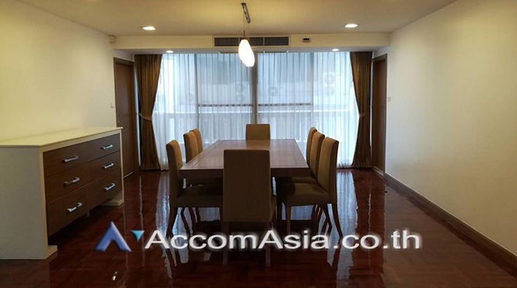 Luxurious and Comfortable living Apartment  3 Bedroom For Rent BTS Phr04