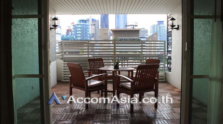 The Bangkoks luxury residence Apartment  3 Bedroom For Rent BTS Phrom03