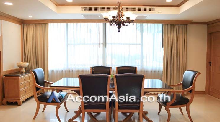 The Bangkoks luxury residence Apartment  3 Bedroom For Rent BTS Phrom06