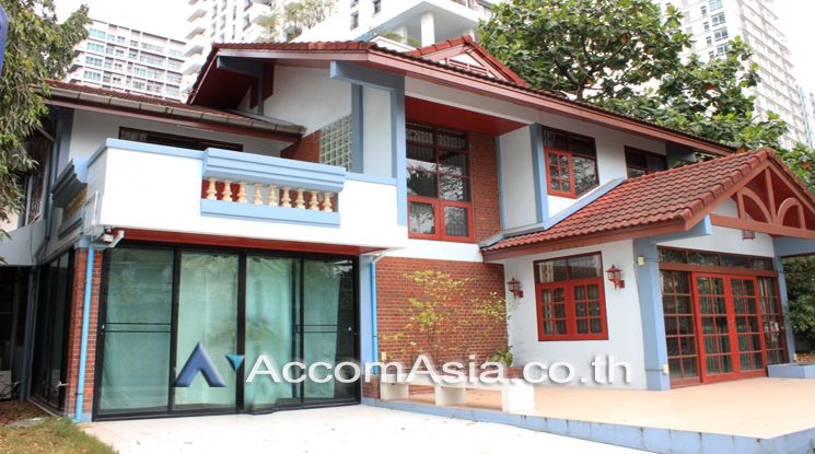 House  3 Bedroom For Rent BTS Thong Lo in Sukhumvit Bangkok01