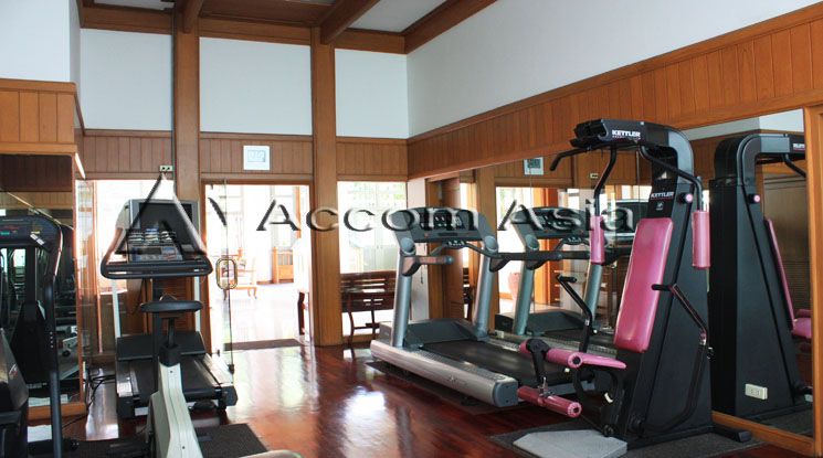 Thai Colonial Style Apartment  2 Bedroom For Rent BTS Chong Nonsi in S03