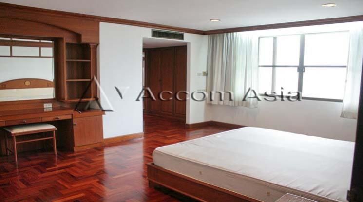 The Luxurious Residence Apartment  3 Bedroom For Rent BTS Nana in Sukh03