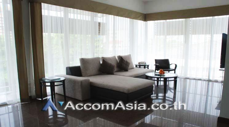 Green atmosphere Apartment  2+1 Bedroom For Rent BTS Ekkamai in Sukhum01