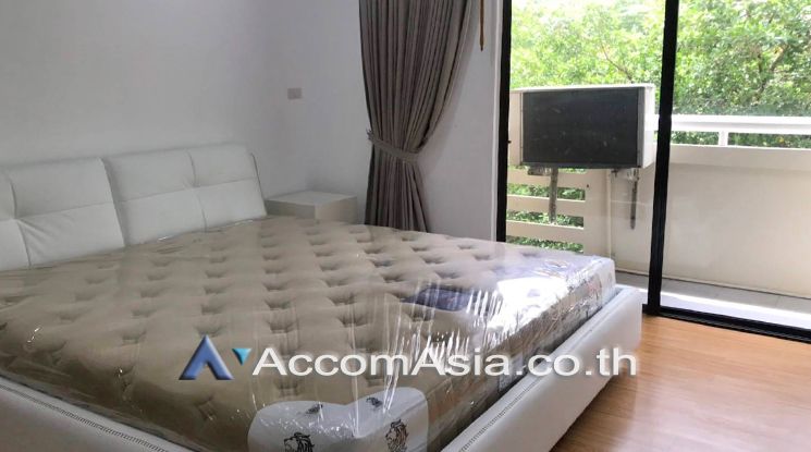 Baan Suan Petch Condominium  2 Bedroom For Rent BTS Phrom Phong in Suk04