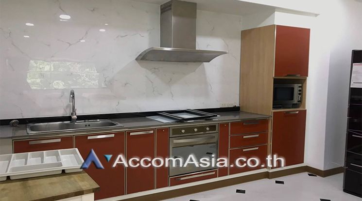 Baan Suan Petch Condominium  2 Bedroom For Rent BTS Phrom Phong in Suk06