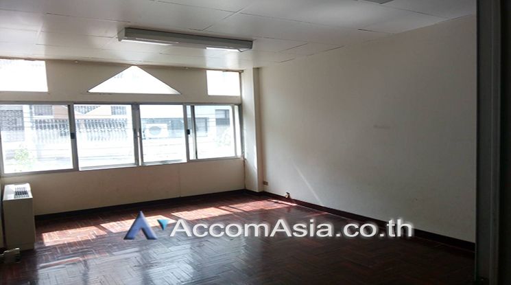 Townhouse  4 Bedroom For Rent BTS Phrom Phong in Sukhumvit Bangkok05