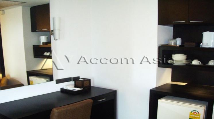 Stylishly Refurbished Apartment For Rent BTS Phrom Phong in Sukhumvit06