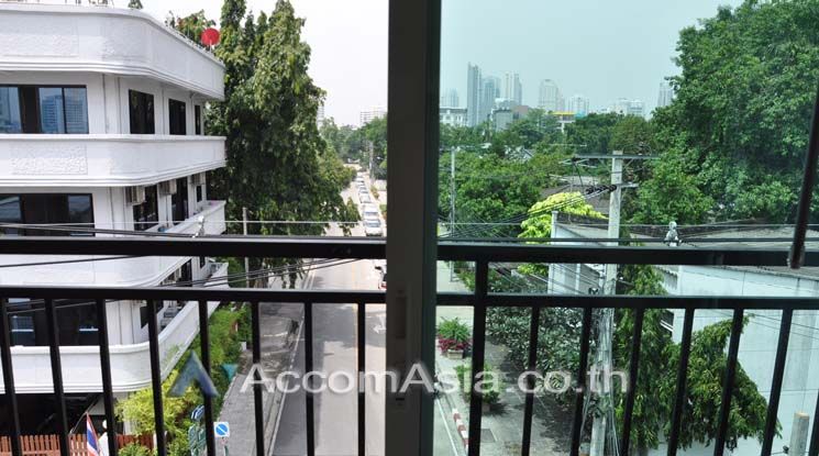 Low Rised Building Apartment  1 Bedroom For Rent BTS Thong Lo in Sukhu04