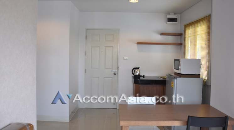 Low Rised Building Apartment  1 Bedroom For Rent BTS Thong Lo in Sukhu06