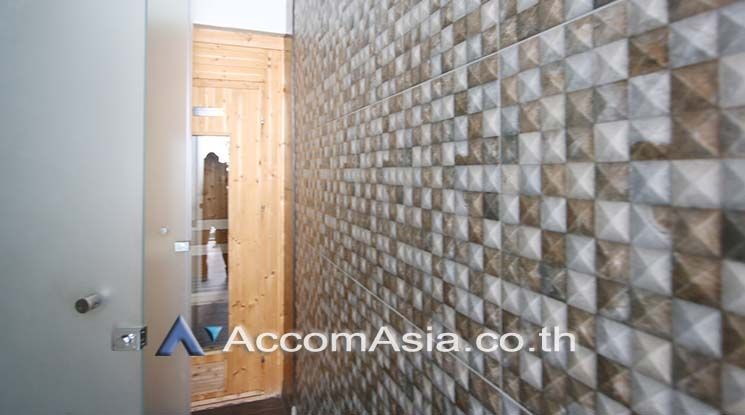 A sleek style residence with homely feel Apartment  2 Bedroom For Rent03