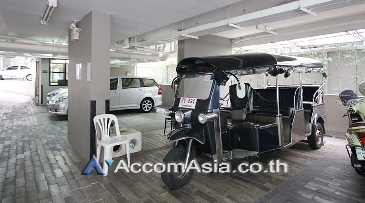 A sleek style residence with homely feel Apartment  2 Bedroom For Rent04