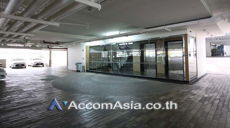 A sleek style residence with homely feel Apartment  2 Bedroom For Rent05