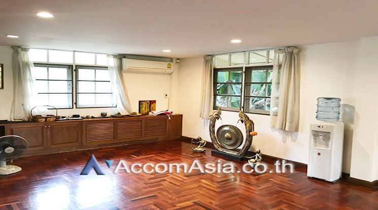 Townhouse  3 Bedroom For Rent BTS Ekkamai in Sukhumvit Bangkok04