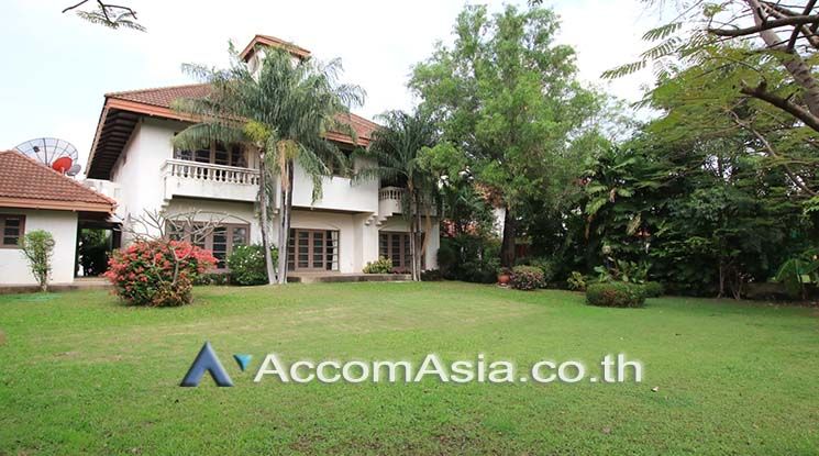 Exclusive House in compound House  4+1 Bedroom For Rent  in Bangna Tra04