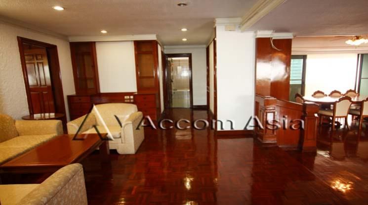 Convenience for all members of your family Apartment  3 Bedroom For Re03
