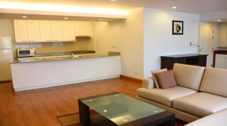 Step to Lumpini Park Apartment  2 Bedroom For Rent  in Lumpini Bangkok02