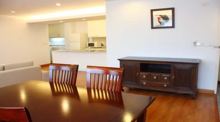 Step to Lumpini Park Apartment  2 Bedroom For Rent  in Lumpini Bangkok06