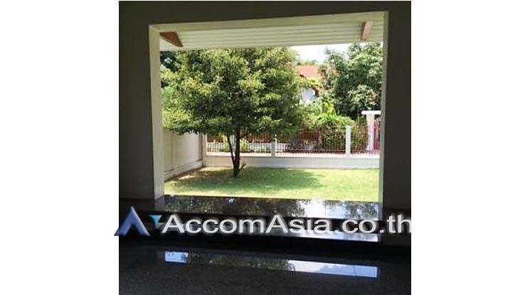 House  5 Bedroom For Rent BTS Phra khanong in Sukhumvit Bangkok04
