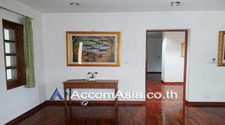 House  5 Bedroom For Rent BTS Phra khanong in Sukhumvit Bangkok05