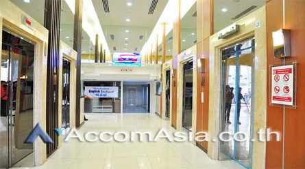 Chartered Square Building Office space For Rent BTS Surasak in NorthSa02