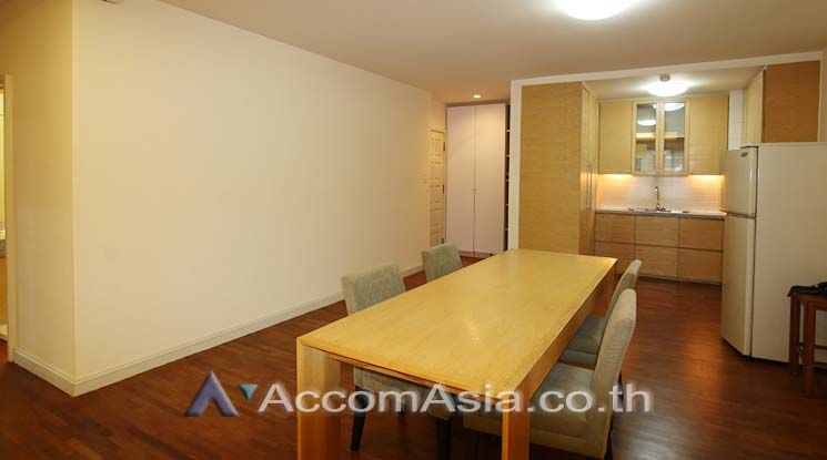 Easily walk to Rajadamri BTS. Apartment  2 Bedroom For Rent BTS Ratcha04