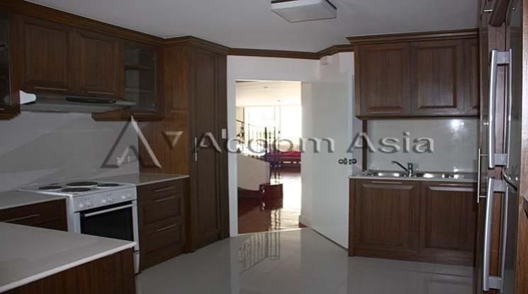 "Duplex, Penthouse | Family friendly environment Apartment  4 Bedroom F"06