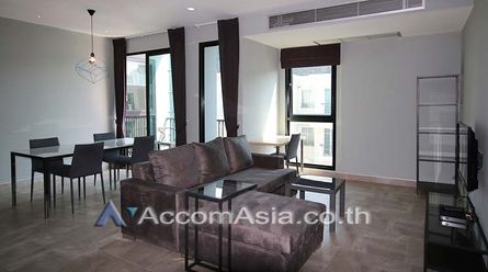 Modern Interiors Apartment  2 Bedroom For Rent BTS Thong Lo in Sukhumv02