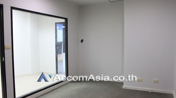 Elephant Building Office space For Rent MRT Phahon Yotin in Phaholyoth06