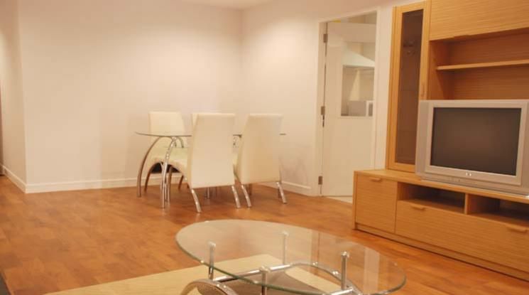 Baan Siri Sukhumvit 24 Condominium  1 Bedroom For Rent BTS Phrom Phong06