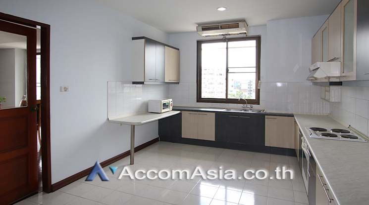 Penthouse | Greenery Space In Bangkok Apartment  3 Bedroom For Rent BT05