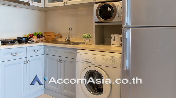 Superbly Balanced Combination Condominium  2 Bedroom For Rent BTS Thon06